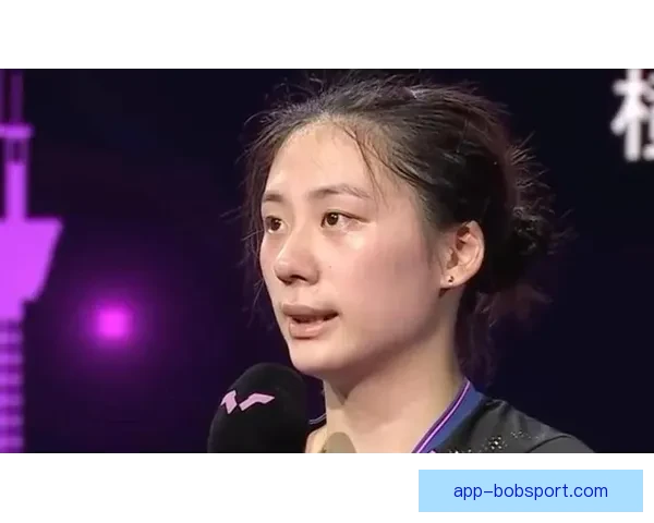 桥本赛后泪洒赛场首次参赛止步八强 日媒：女队全军覆没世二强大压力所致