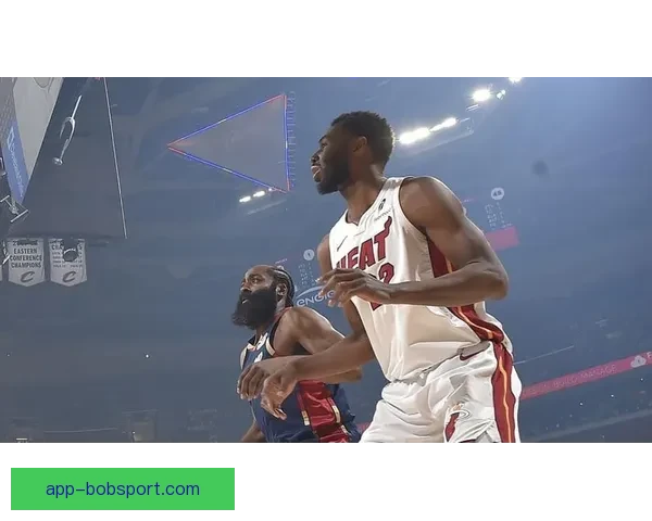 哈登高效掌控比赛20战15胜29分钟轻松砍下17分14助攻引热议